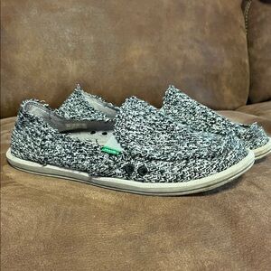 Sanuk Gray & White Knit Slip-On Shoes